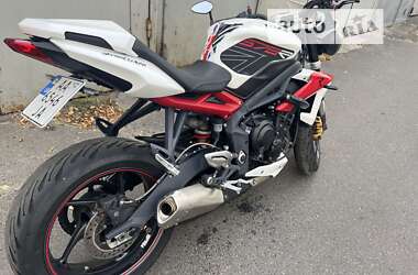 Мотоцикл Без обтікачів (Naked bike) Triumph Street Triple 675 2013 в Києві