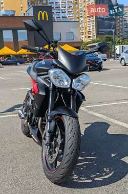 Мотоцикл Без обтекателей (Naked bike) Triumph Street Triple 2015 в 
