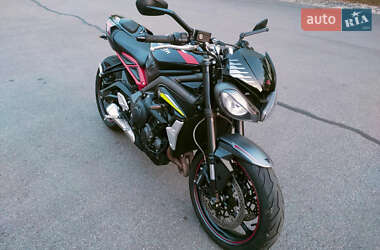 Мотоцикл Без обтекателей (Naked bike) Triumph Street Triple 2020 в 