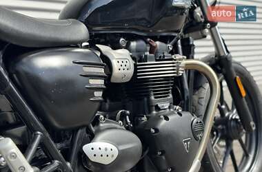 Мотоцикл Без обтекателей (Naked bike) Triumph Street Twin 2018 в 