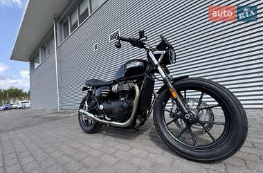 Мотоцикл Без обтекателей (Naked bike) Triumph Street Twin 2018 в 