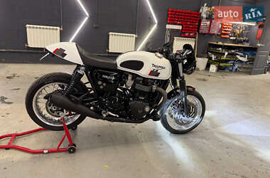 Мотоцикл Без обтекателей (Naked bike) Triumph Thruxton 2016 в 