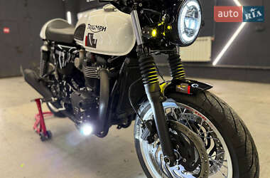 Мотоцикл Без обтекателей (Naked bike) Triumph Thruxton 2016 в 
