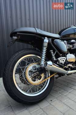 Кафе рейсер Triumph Thruxton 2015 в 