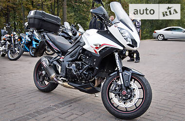 Мотоцикл Багатоцільовий (All-round) Triumph Tiger 2013 в 