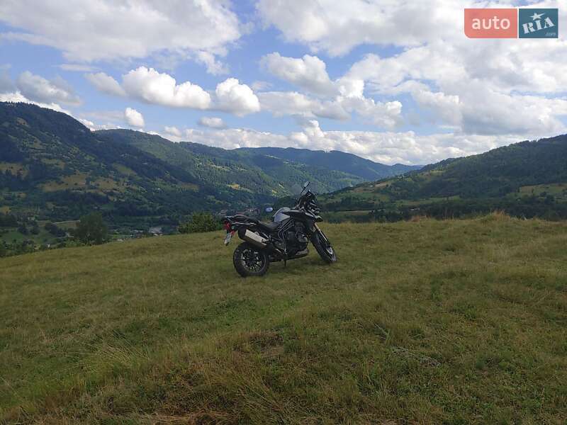 Мотоцикл Многоцелевой (All-round) Triumph Tiger 2013 в Киеве