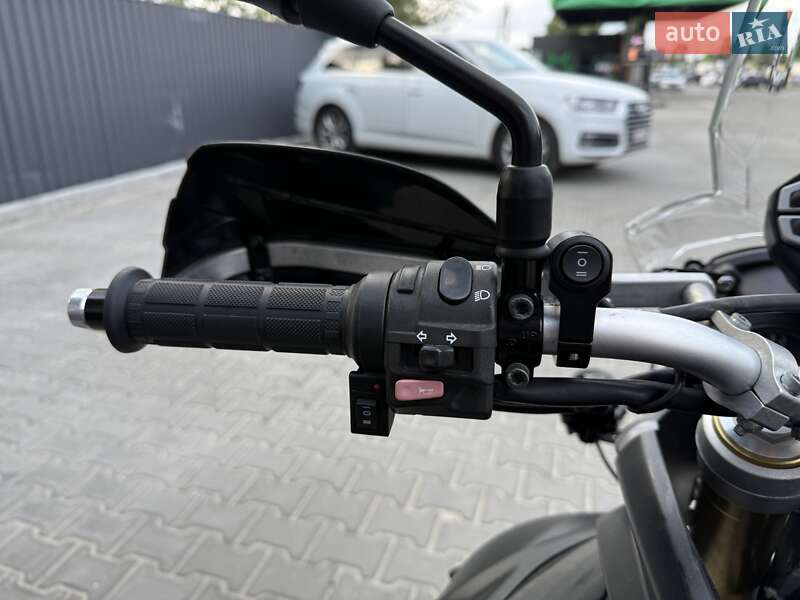 Мотоцикл Багатоцільовий (All-round) Triumph Tiger 2013 в Києві