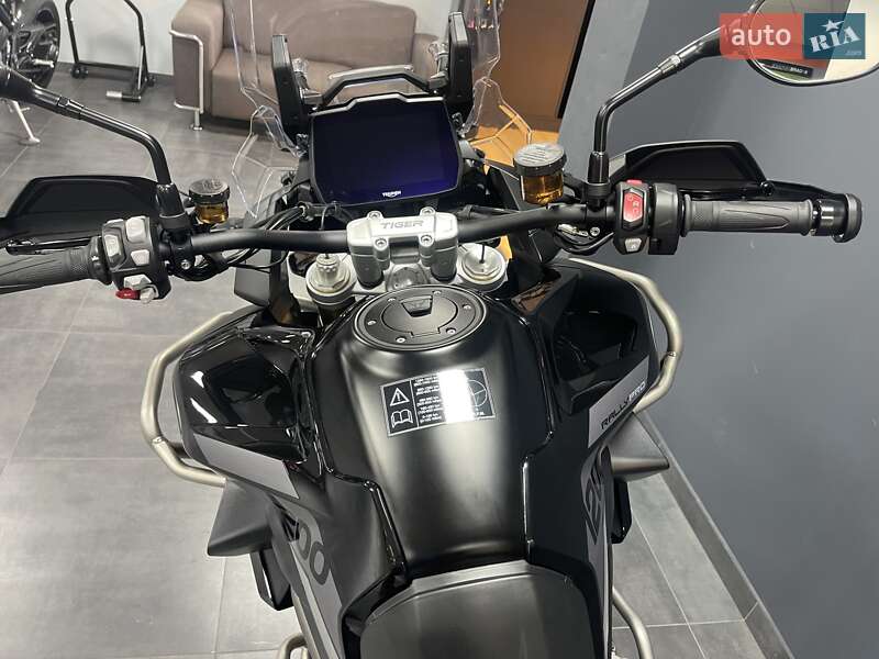 Мотоцикл Внедорожный (Enduro) Triumph Tiger 2022 в Киеве