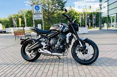 Мотоцикл Без обтекателей (Naked bike) Triumph Trident 2023 в Ровно