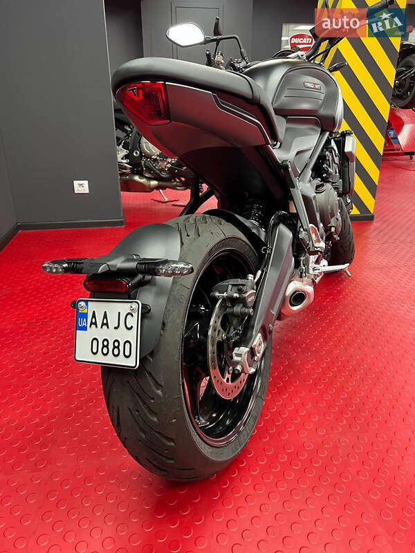 Мотоцикл Без обтекателей (Naked bike) Triumph Trident 2022 в Киеве