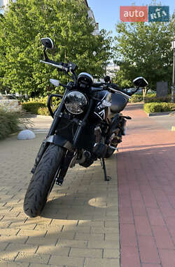 Мотоцикл Без обтекателей (Naked bike) Triumph Trident 2022 в 