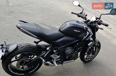 Мотоцикл Без обтікачів (Naked bike) Triumph Trident 2023 в  фото 9 Мотоцикл Без обтікачів (Naked bike) Triumph Trident 2023 в