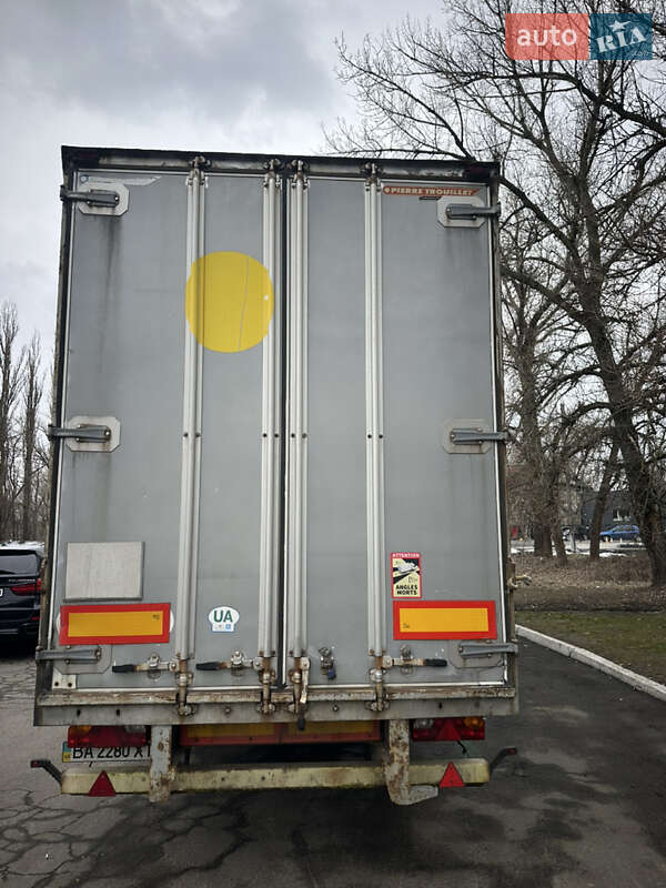 Фургон Trouillet ET 2002 в Кременчуці