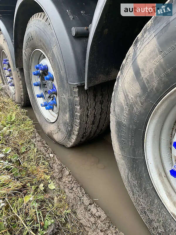 Самосвал полуприцеп Trouillet SR 2006 в Сумах