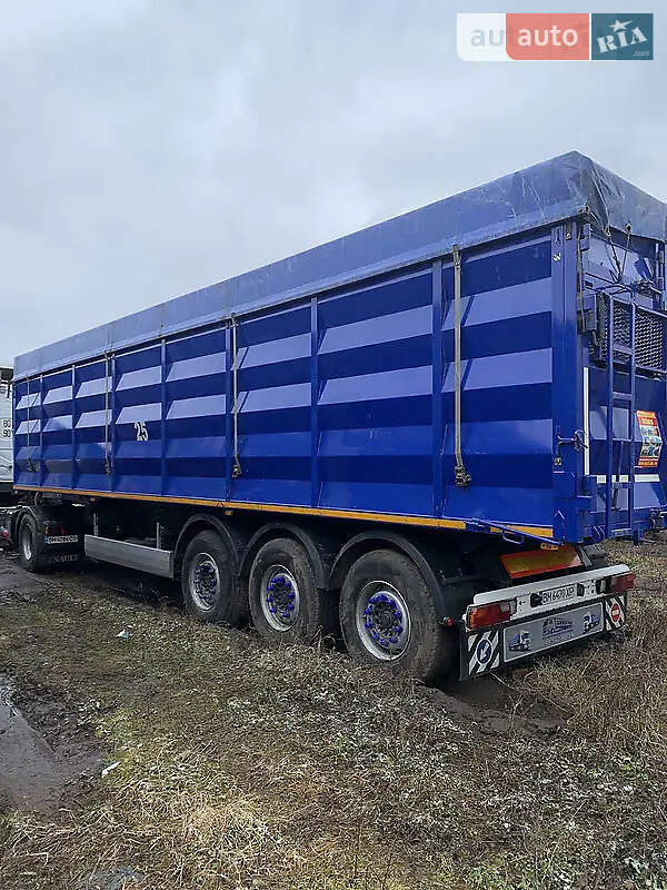 Самоскид напівпричіп Trouillet SR 2006 в Сумах