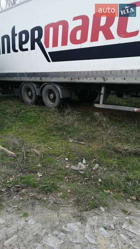 Изотермическая будка Trouillet ST 2002 в Полтаве