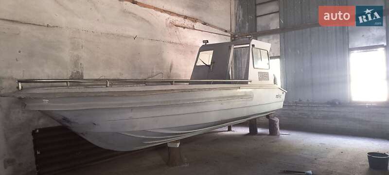 Катер Тунец 7 2008 в Запорожье