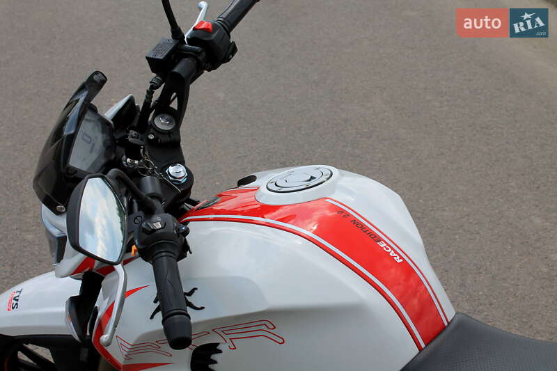 Мотоцикл Без обтекателей (Naked bike) TVS Apache RTR 200 2021 в Луцке