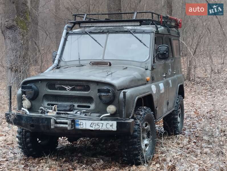 Позашляховик / Кросовер УАЗ 31512 1989 в Охтирці