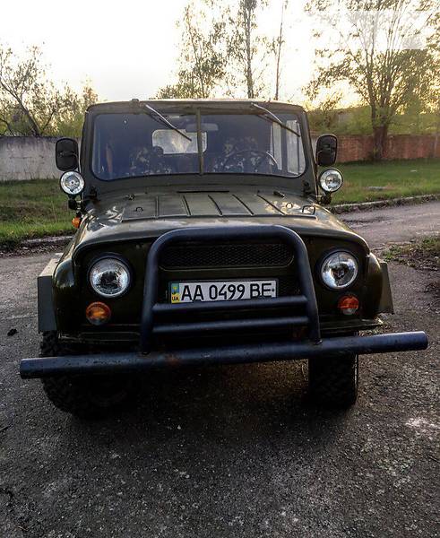 Внедорожник / Кроссовер УАЗ 3151 1989 в Олевске