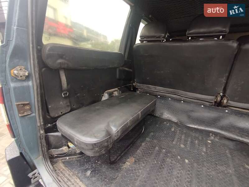 Позашляховик / Кросовер УАЗ 3160/3162 2004 в Первомайську фото 43 Позашляховик / Кросовер УАЗ 3160/3162 2004 в Первомайську