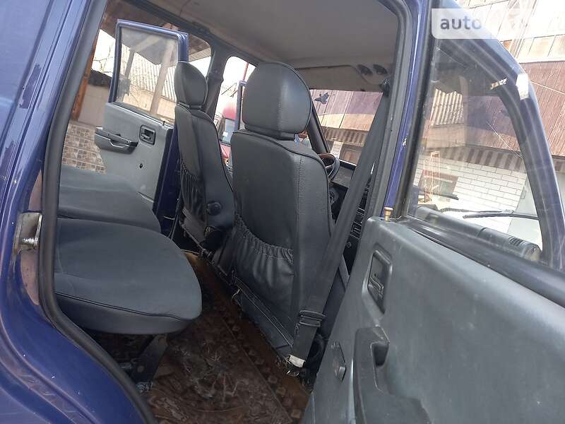 Позашляховик / Кросовер УАЗ 3160 Симбир 2003 в Ніжині фото 17 Позашляховик / Кросовер УАЗ 3160 Симбир 2003 в Ніжині