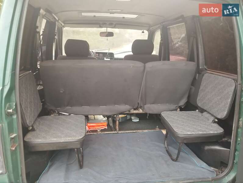 Внедорожник / Кроссовер УАЗ 3160 Симбир 2004 в Житомире фото 9 Внедорожник / Кроссовер УАЗ 3160 Симбир 2004 в Житомире