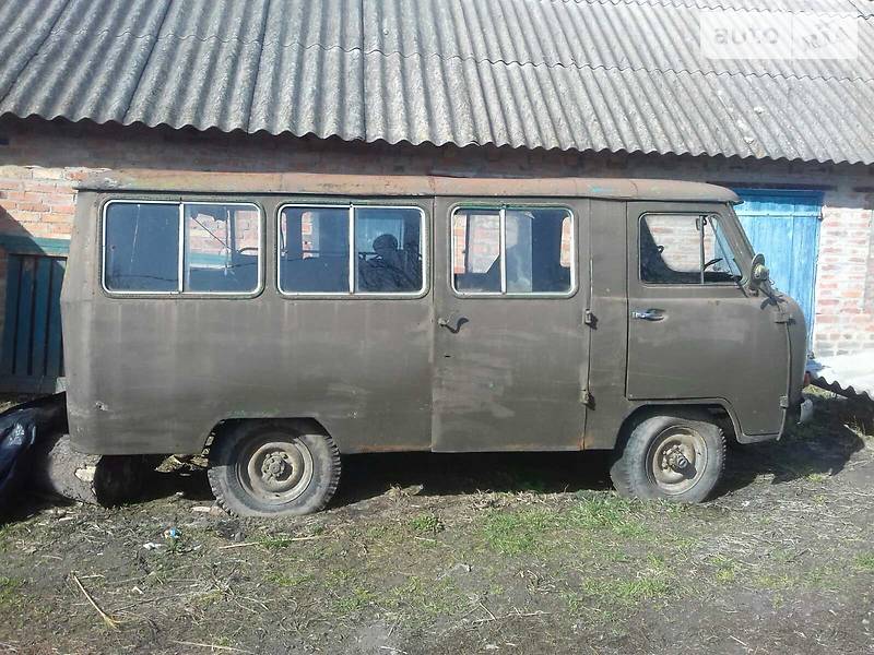 Внедорожник / Кроссовер УАЗ 3303 1988 в Чернухах