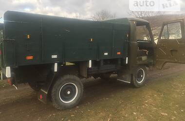 Внедорожник / Кроссовер УАЗ 3303 1990 в 