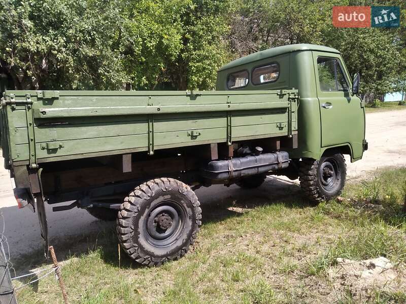 Борт УАЗ 3303 1988 в Сумах