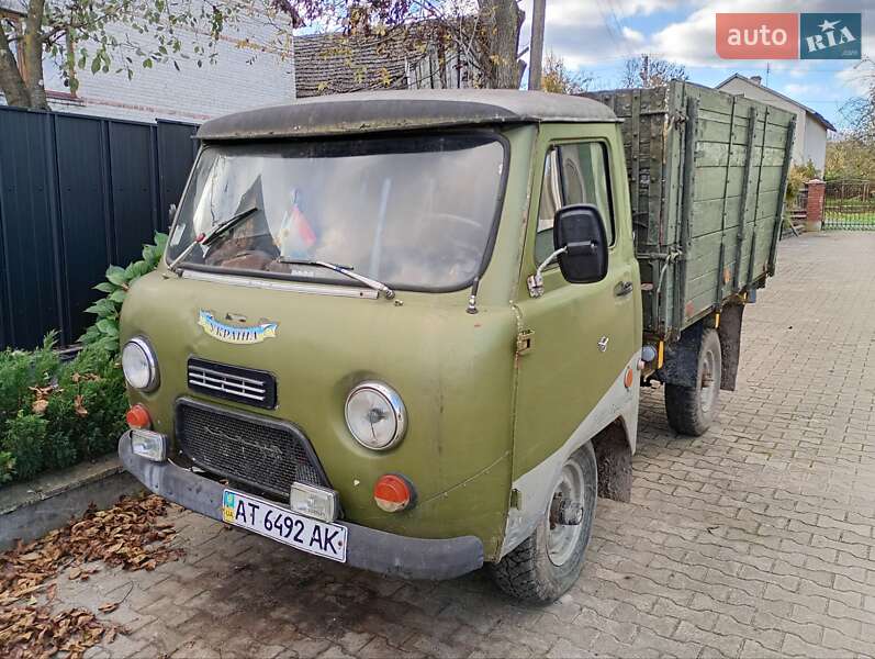 УАЗ 3303 1988
