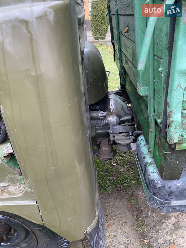 Внедорожник / Кроссовер УАЗ 3303 1992 в Сваляве