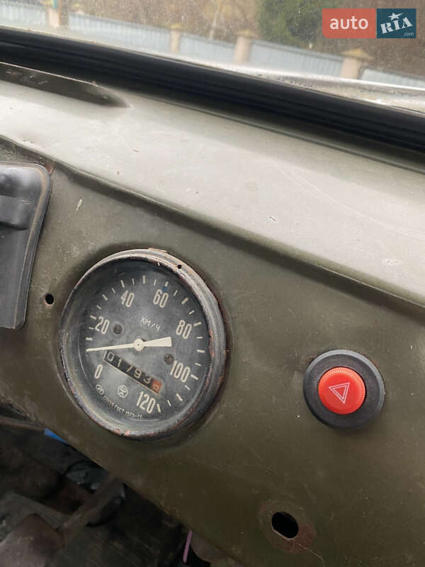 Внедорожник / Кроссовер УАЗ 3303 1992 в Сваляве