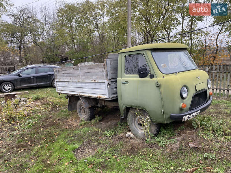 Пикап УАЗ 3303 1990 в Лысянке