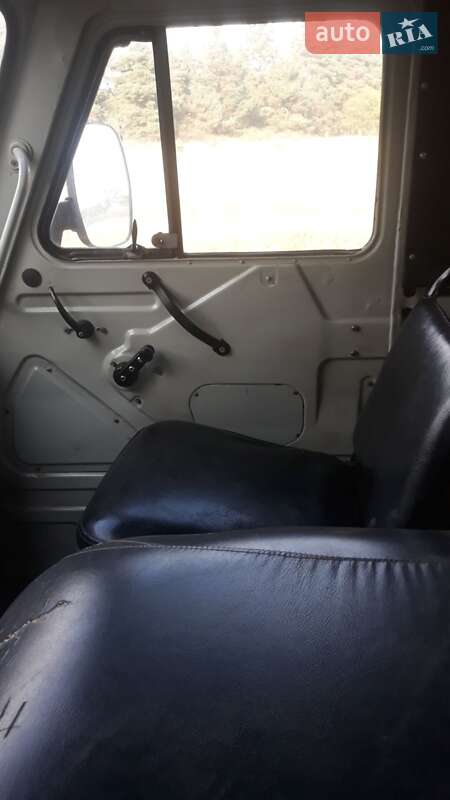 Внедорожник / Кроссовер УАЗ 3741 2003 в Полтаве