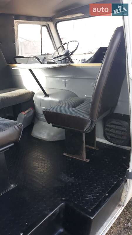 Внедорожник / Кроссовер УАЗ 3741 2003 в Полтаве