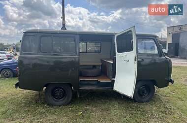 Внедорожник / Кроссовер УАЗ 3741 1987 в 