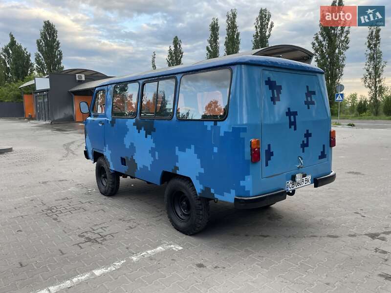 Седан УАЗ 452 пас 1983 в Чернігові