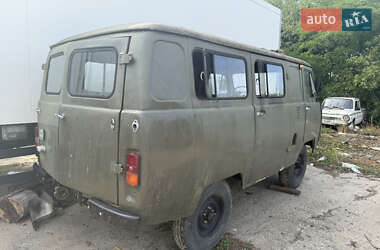 Внедорожник / Кроссовер УАЗ 452 пас 1985 в 