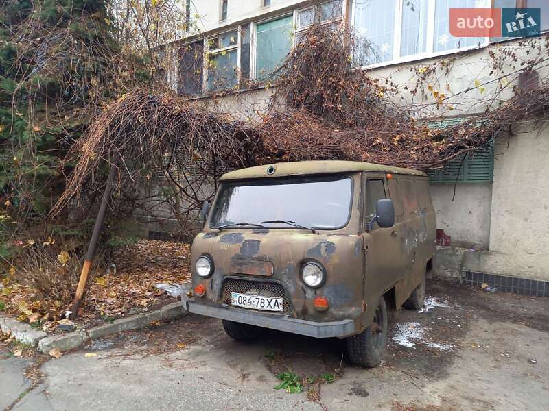 Позашляховик / Кросовер УАЗ 452 1982 в Харкові