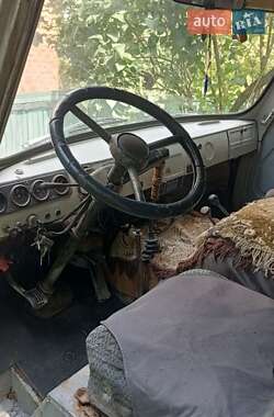 Внедорожник / Кроссовер УАЗ 452 1980 в 