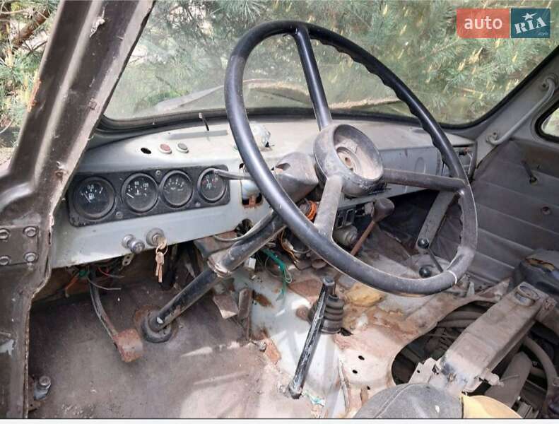 Внедорожник / Кроссовер УАЗ 452 1990 в Ковеле