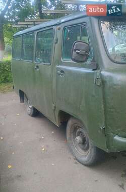 Мінівен УАЗ 452 1981 в 