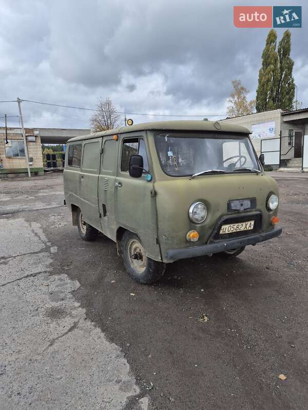 Внедорожник / Кроссовер УАЗ 452 1984 в Ахтырке