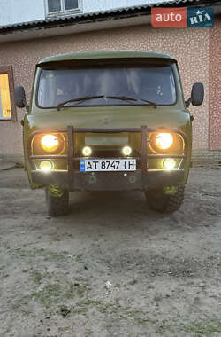 Микроавтобус УАЗ 452В 2003 в 