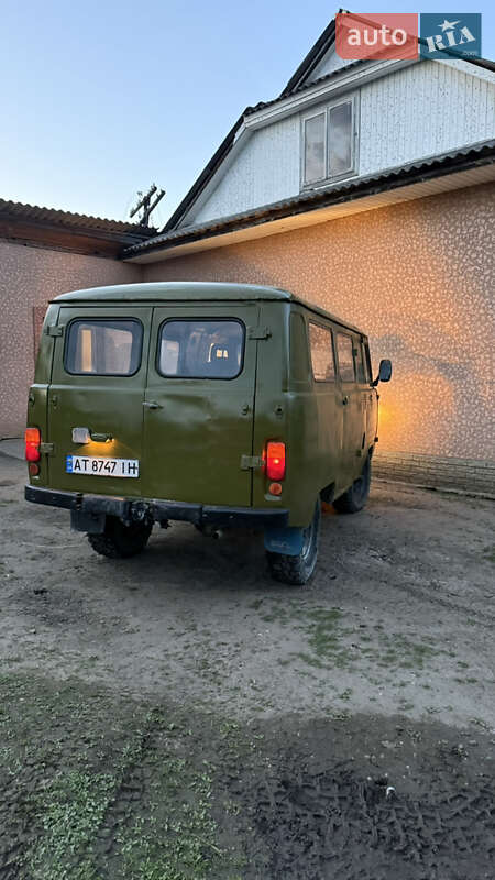 Микроавтобус УАЗ 452В 2003 в Ивано-Франковске фото 13 Микроавтобус УАЗ 452В 2003 в Ивано-Франковске