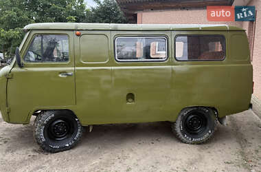 Микроавтобус УАЗ 452В 2003 в 