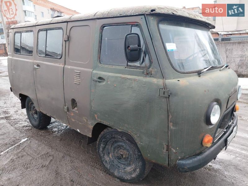 Другие автобусы УАЗ 452В 1985 в Ромнах