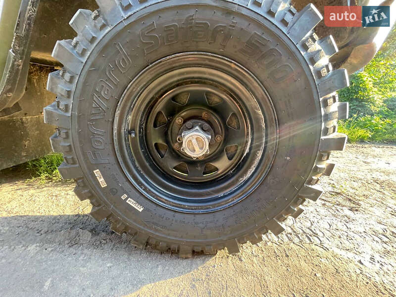 Седан УАЗ 469 1987 в Калиновке