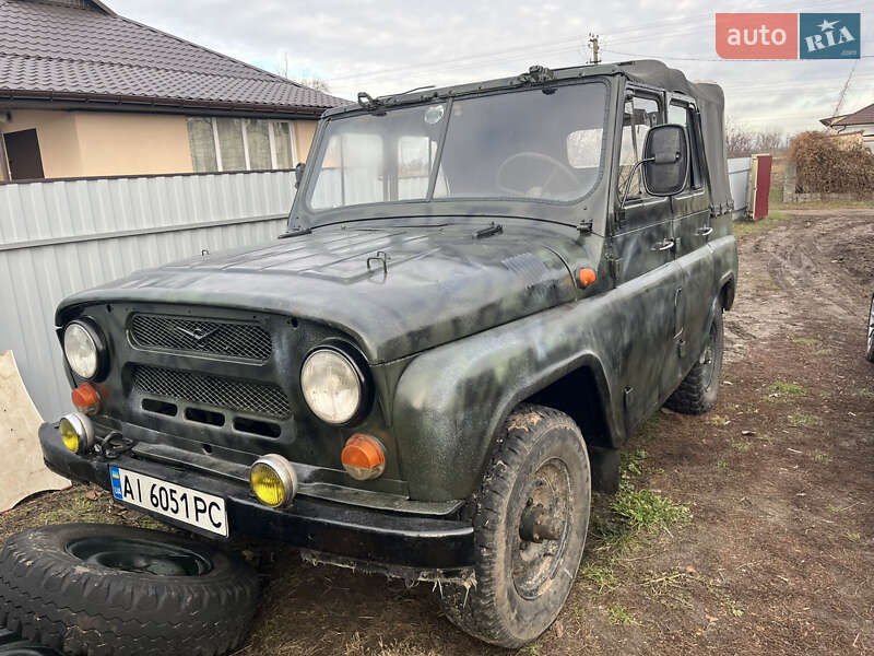 Внедорожник / Кроссовер УАЗ 469 1984 в 